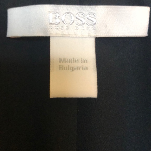 Boss Sleeveless Blouse - Picture 3 of 3
